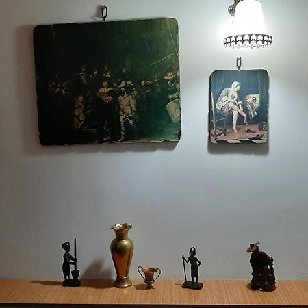 Victoria Guesthouse Koetaisi Buitenkant foto