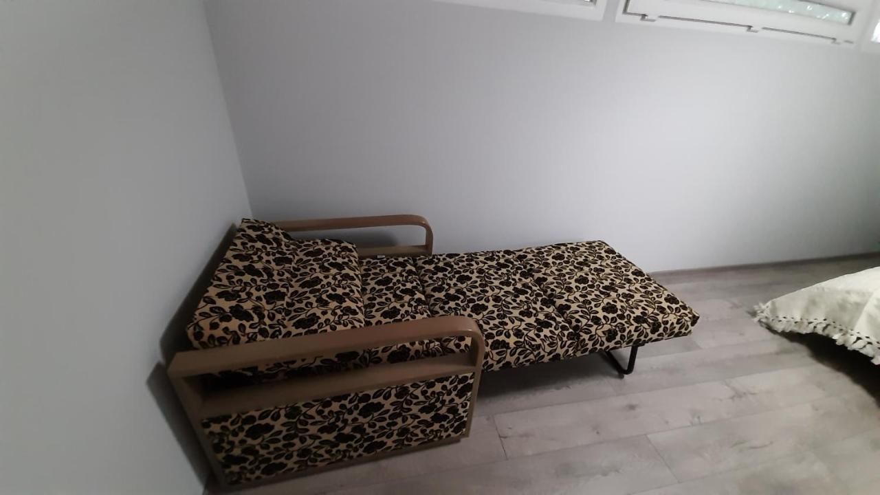 Victoria Guesthouse Koetaisi Buitenkant foto