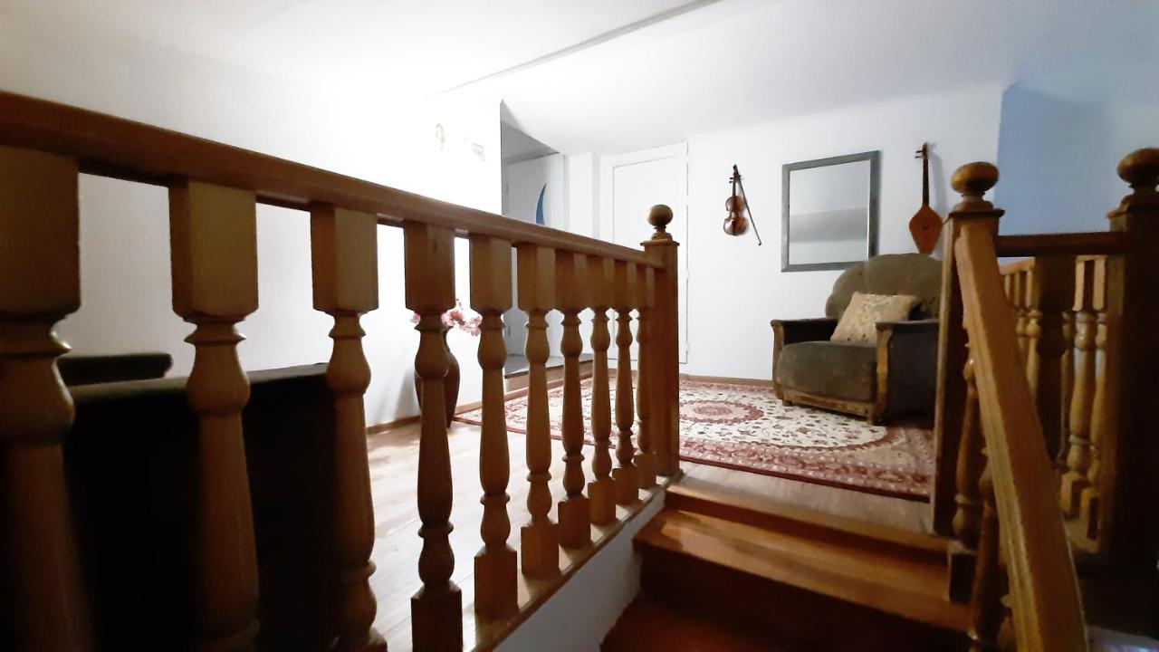 Victoria Guesthouse Koetaisi Buitenkant foto
