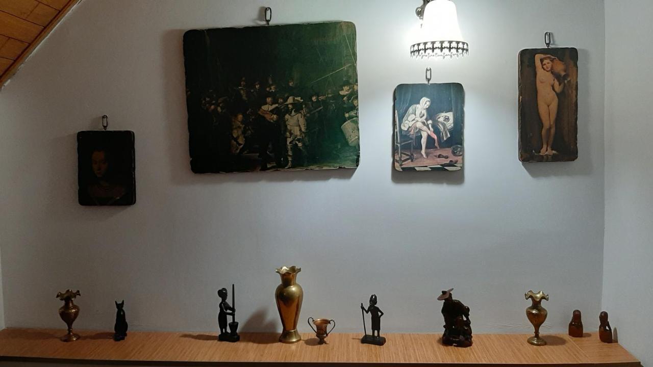 Victoria Guesthouse Koetaisi Buitenkant foto